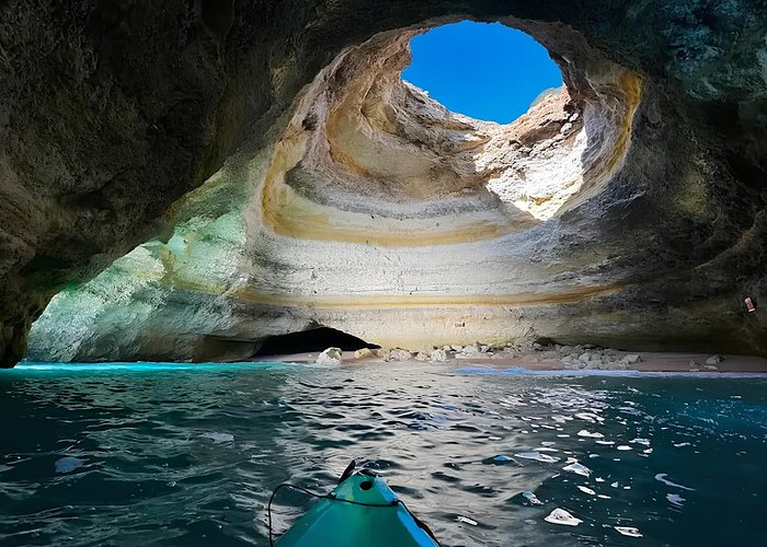 Benagil Kayak Tour: Famous & Hidden Caves – Small Groups